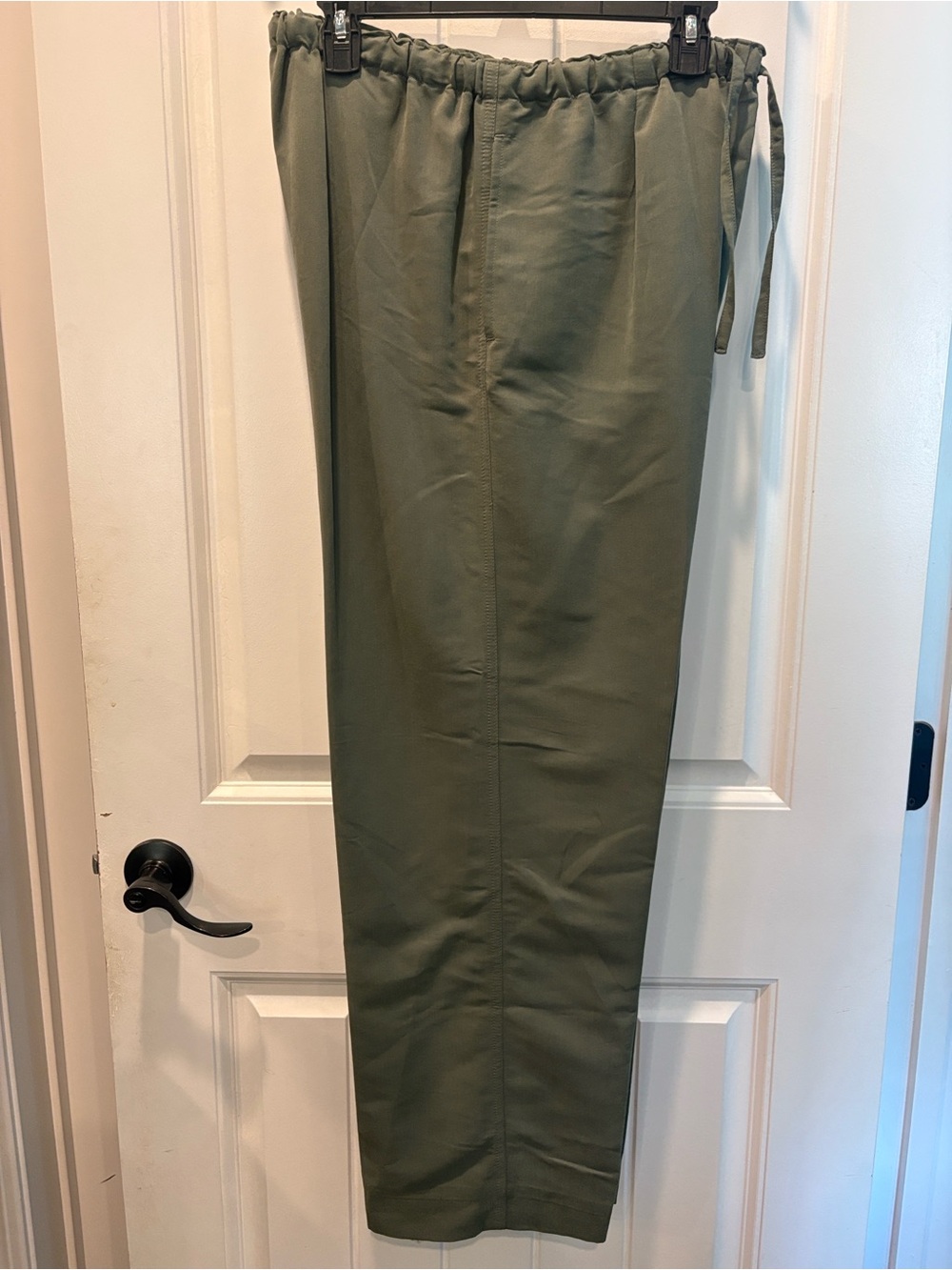 White Stag Olive Drawstring Chinos woman’s medium